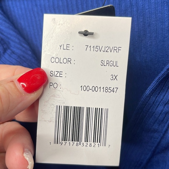 Violets and Roses Bodysuits - Navy - Sizes 2X & 3X (NWT) - Picture 4 of 4